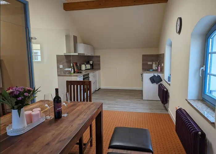 Zur Kirschallee Apartment *